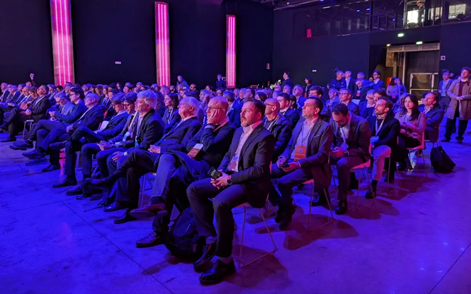 Industry Chain Circle Platea