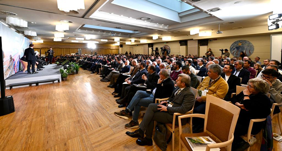 PlateaDel20ForumCdoAgroalimentare PlateaDel20ForumCdoAgroalimentare